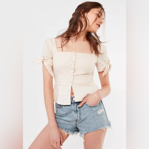 Urban Outfitters BDG Girlfriend High-Rise Distressed Denim Short Size 29 - Picture 1 of 7